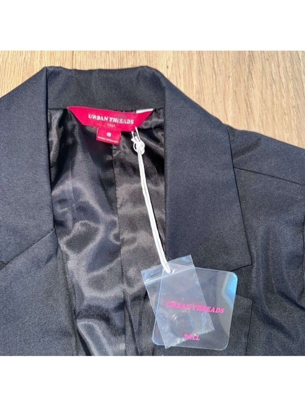 Urban Threads Black Cropped Blazer Coat Size 8 Tall NWT - Picture 2 of 4